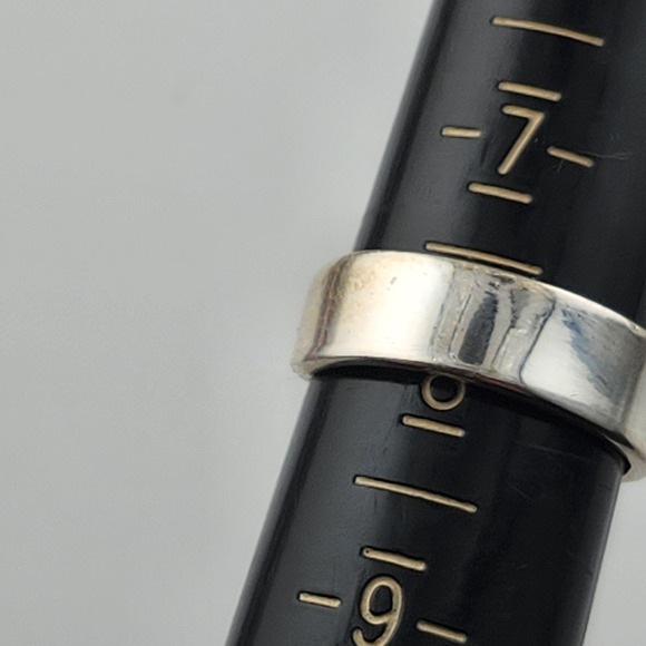 Sterling Silver 925 Spiny Oyster Adjustable Ring - Picture 8 of 8